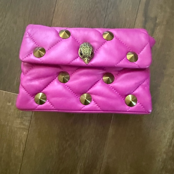 KURT GEIGER LONDON KENSINGTON SOFT MEDIUM FUCHSIA CROSSBODY BAG - BRIGHT PINK - Picture 4 of 12